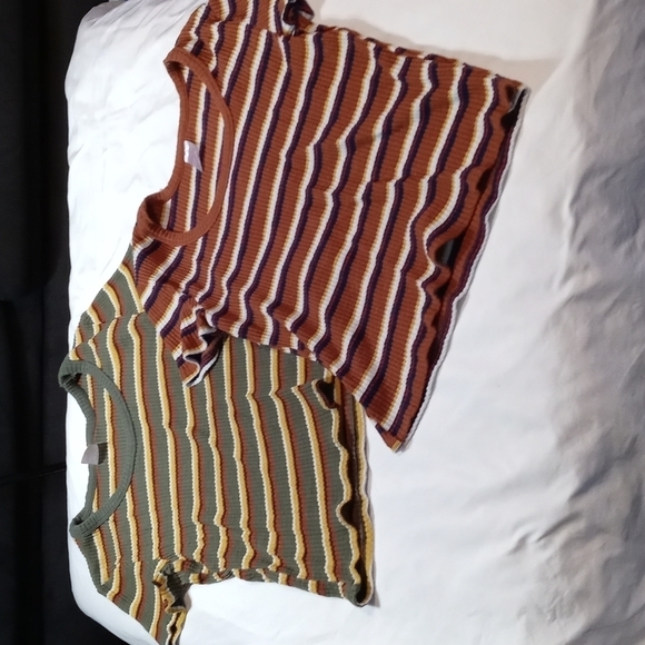 No Boundaries Fall colored shirts - Picture 1 of 9